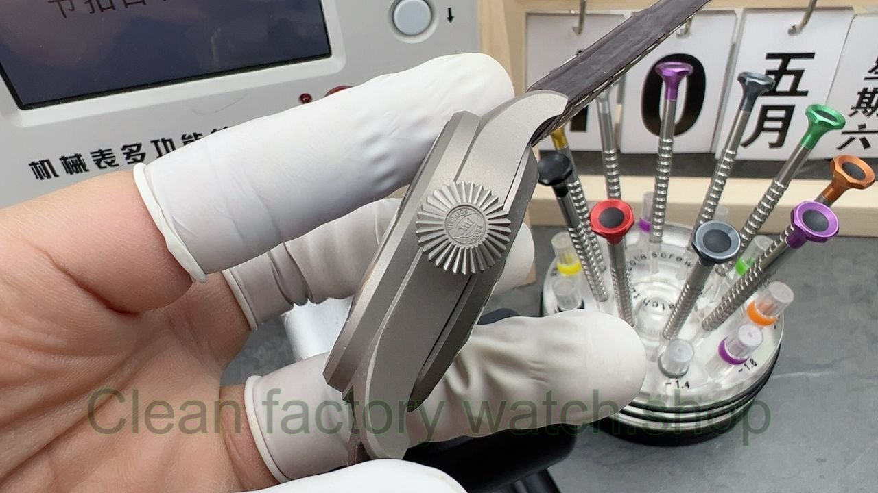 ZF Factory IWC Big Pilot Heritage IW501004 46mm Black Dial (10) ZF Factory IWC Big Pilot Heritage IW501004 46mm Black Dial (10)