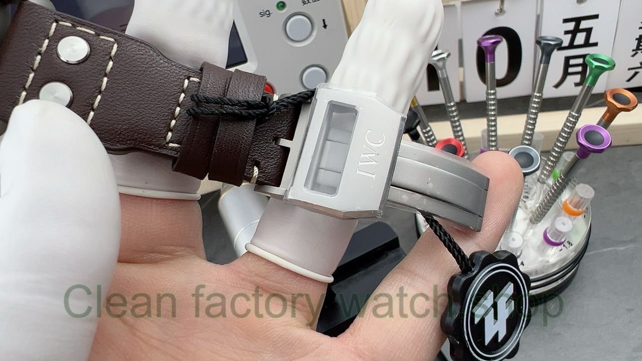 ZF Factory IWC Big Pilot Heritage IW501004 46mm Black Dial (16) ZF Factory IWC Big Pilot Heritage IW501004 46mm Black Dial (16)