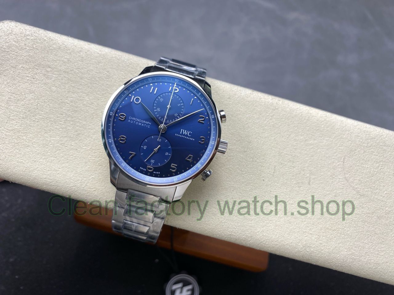 ZF Factory IWC Portuguese Chronograph IW371606 41mm Steel Blue Dial (11) ZF Factory IWC Portuguese Chronograph IW371606 41mm Steel Blue Dial (11)