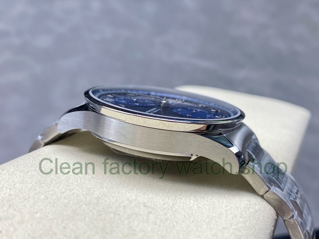 ZF Factory IWC Portuguese Chronograph IW371606 41mm Steel Blue Dial (19) ZF Factory IWC Portuguese Chronograph IW371606 41mm Steel Blue Dial (19)