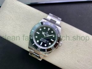388d414c bf0b 4def 991a 9ce9df28a8351 Clean Factory Watch