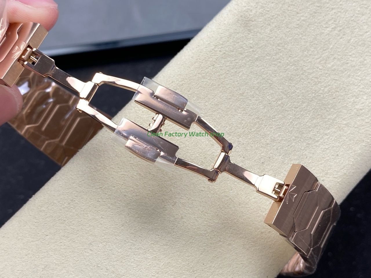 VC+ Factory Vacheron Constantin Historiques 222 Rose Gold Brown Dial (8) VC+ Factory Vacheron Constantin Historiques 222 Rose Gold Brown Dial (8)