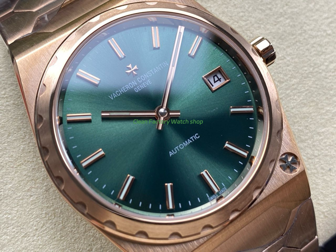 VC+ Factory Vacheron Constantin Historiques 222 Rose Gold Green Dial (2) VC+ Factory Vacheron Constantin Historiques 222 Rose Gold Green Dial (2)