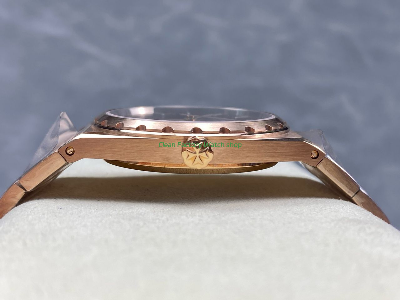 VC+ Factory Vacheron Constantin Historiques 222 Rose Gold Green Dial (8) VC+ Factory Vacheron Constantin Historiques 222 Rose Gold Green Dial (8)