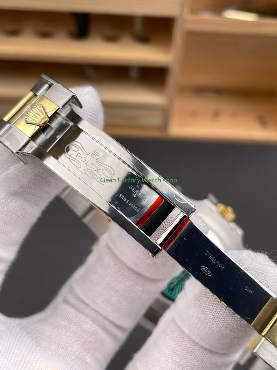 RC Factory Counterweight Rolex Submariner Date 116613LB 40mm Half Gold Blue Dial (3) RC Factory Counterweight Rolex Submariner Date 116613LB 40mm Half Gold Blue Dial (3)