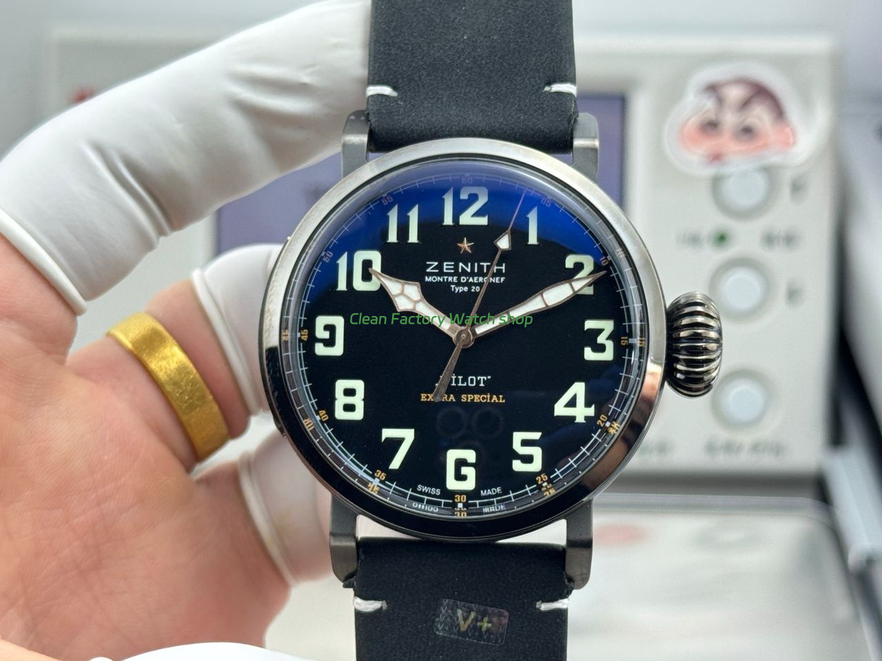 BRCEE41 Clean Factory Watch