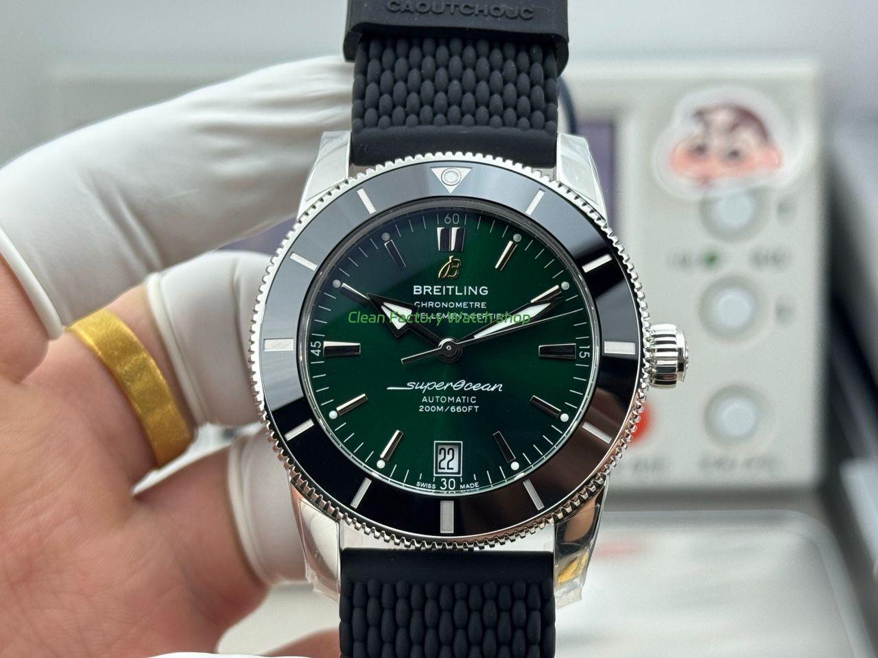 GF Factory Breitling Superocean Heritage B31 AB3111361L1A1 42mm Steel Rubber Strap Green Dial 1 Clean Factory Watch