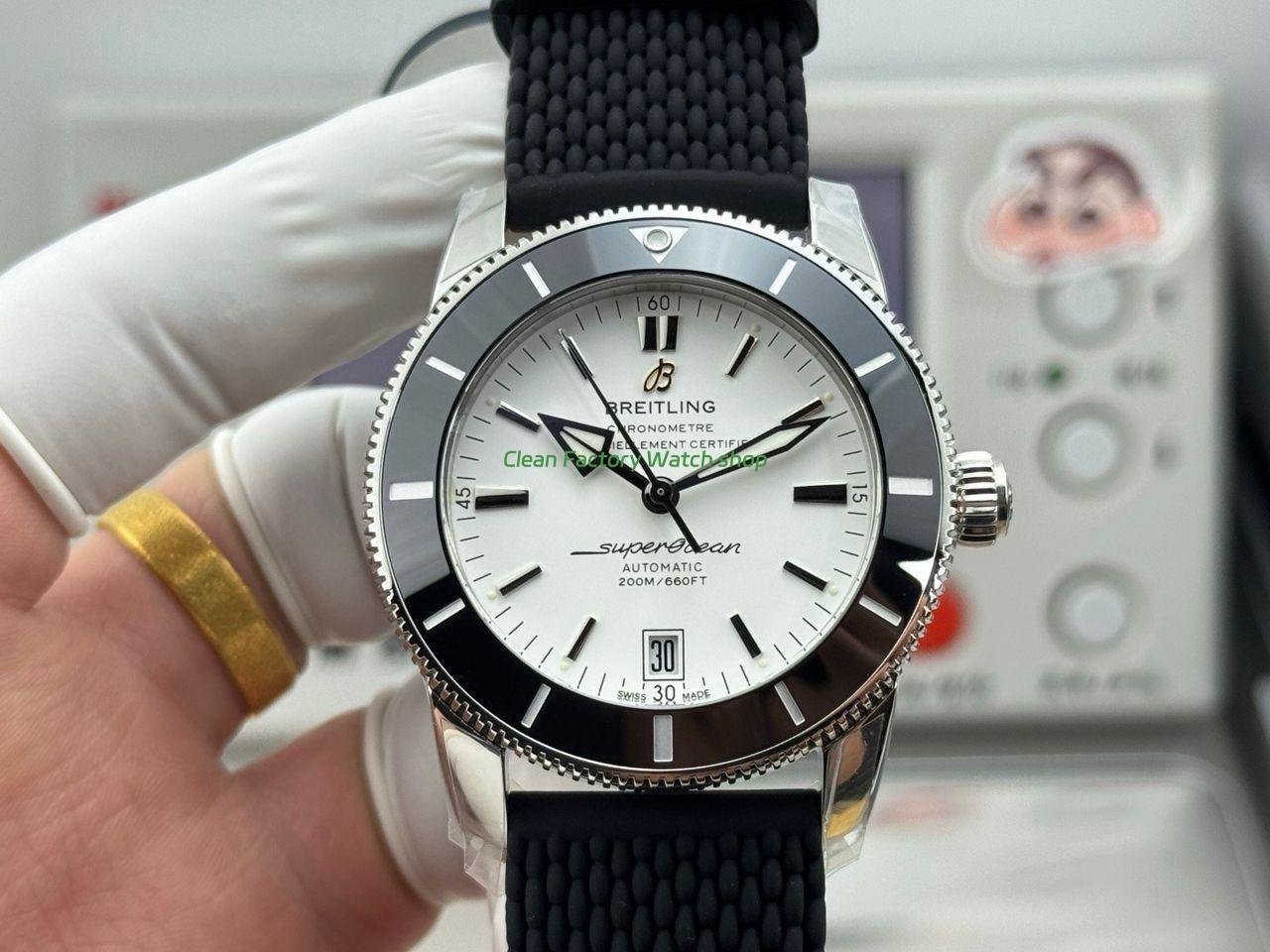GF Factory Breitling Superocean Heritage ll AB201012.G827154A 42mm Steel Rubber Strap White Dial 1 GF Factory Breitling Superocean Heritage ll AB201012.G827154A 42mm Steel Rubber Strap White Dial 7 Clean Factory Watch