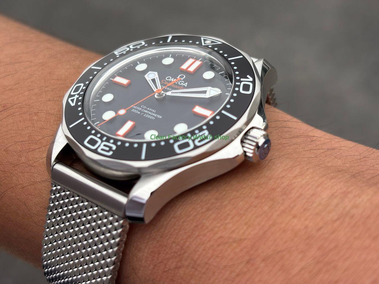 VS Factory Omega Seamaster Diver 300M 210.30.42.20.01.018 42mm Black Dial (5) VS Factory Omega Seamaster Diver 300M 210.30.42.20.01.018 42mm Black Dial (5)