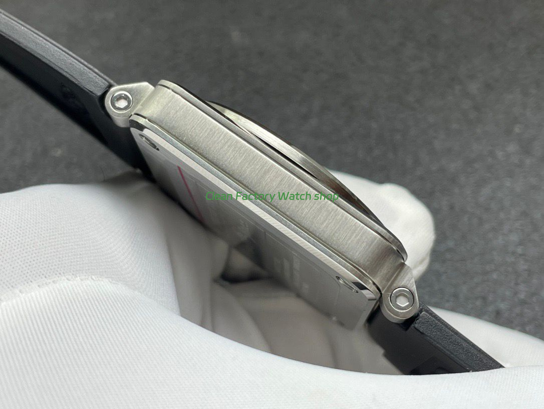 BRF Factory Bell & Ross BR 03 42mm Steel Rubber Strap Black Dial (5) BRF Factory Bell & Ross BR 03 42mm Steel Rubber Strap Black Dial (5)