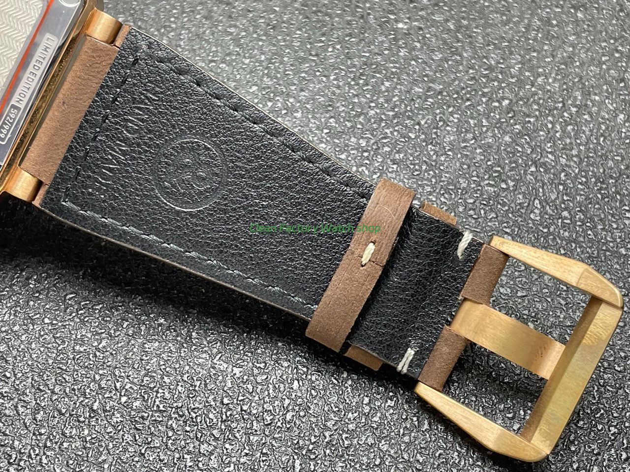 BRF Factory Bell & Ross BR 03 BR0392-D-WH-BRSCA 42mm Bronze Leather Strap Silver Dial (6) BRF Factory Bell & Ross BR 03 BR0392-D-WH-BRSCA 42mm Bronze Leather Strap Silver Dial (6)