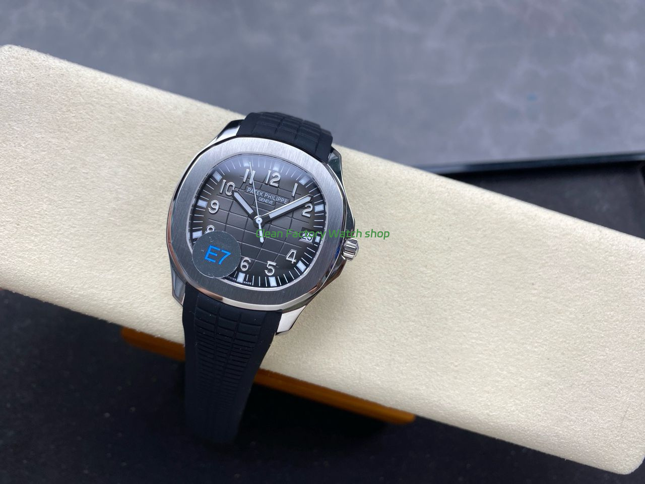 E7 Factory Patek Philippe Aquanaut 40mm 5167A-001 Black Rubber Strap Black Dial (7) E7 Factory Patek Philippe Aquanaut 40mm 5167A-001 Black Rubber Strap Black Dial (7)