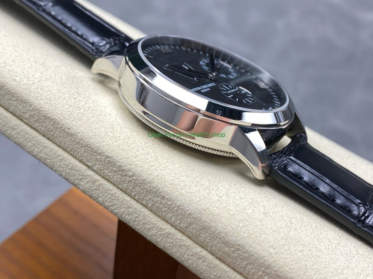 KM Factory Vacheron Constantin Patrimony 47200000G-9019 White Gold Black Dial (1) KM Factory Vacheron Constantin Patrimony 47200000G-9019 White Gold Black Dial (1)