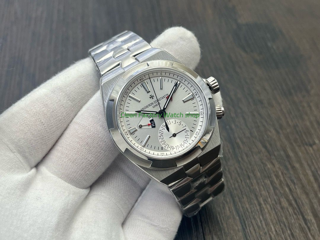MKF Factory Vacheron Constantin Overseas Dual Time 7900V110A-B333 Silver Dial (2) MKF Factory Vacheron Constantin Overseas Dual Time 7900V110A-B333 Silver Dial (2)