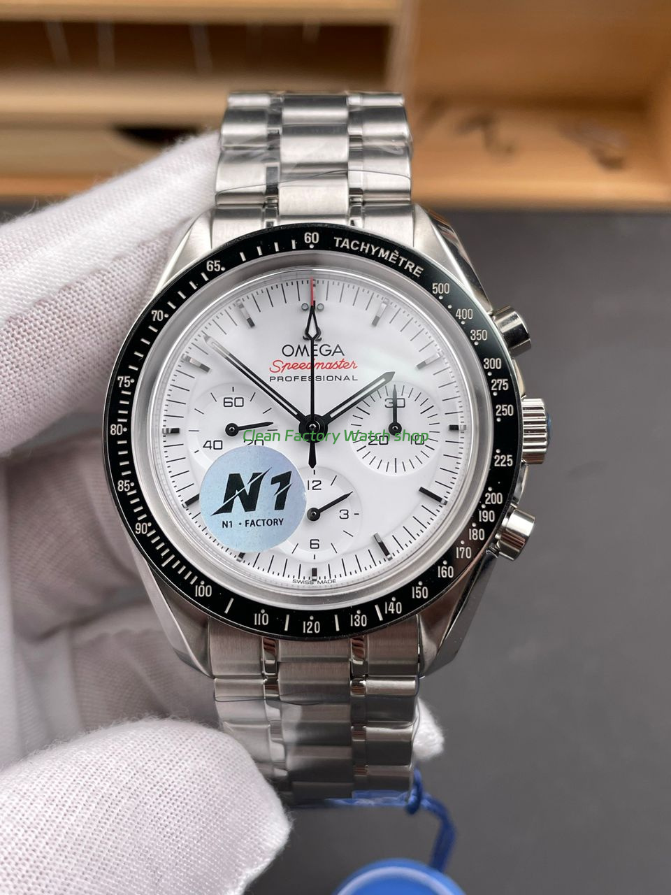 N15F8E1 Clean Factory Watch