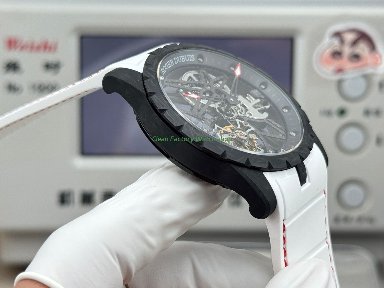 NEW Factory Roger Dubuis Excalibur DBEX0577 42mm Carbon Fiber Rubber Strap Skeletonized Dial (6) NEW Factory Roger Dubuis Excalibur DBEX0577 42mm Carbon Fiber Rubber Strap Skeletonized Dial (6)