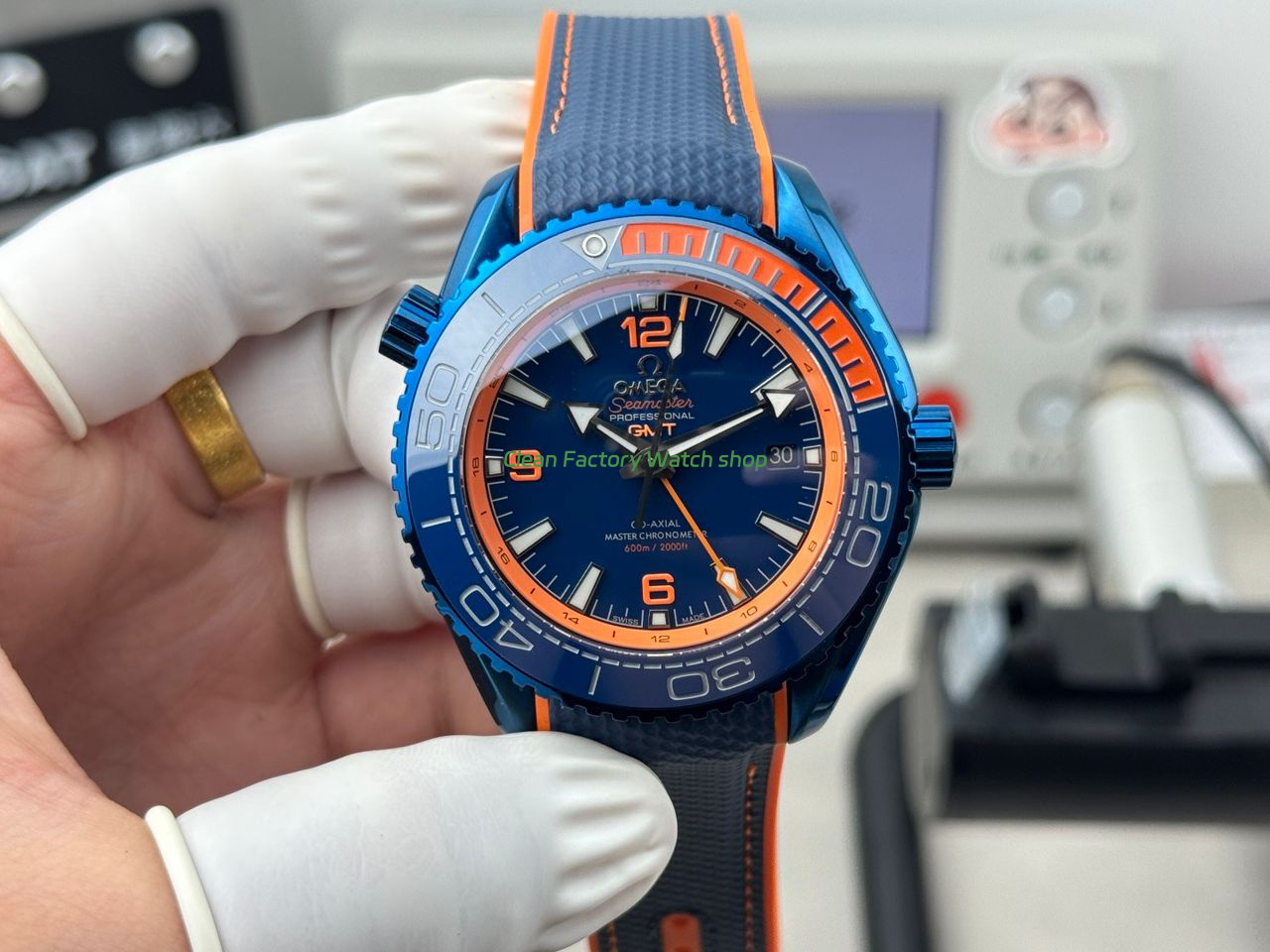 OVSFAC4 3 Clean Factory Watch