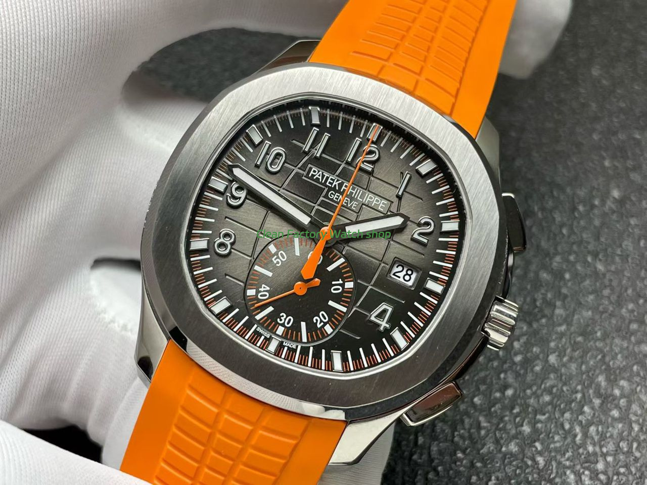 P1 Factory Patek Philippe Aquanaut 5968A-001 42mm Steel Orange Rubber Strap Black Dial (4) P1 Factory Patek Philippe Aquanaut 5968A-001 42mm Steel Orange Rubber Strap Black Dial (4)