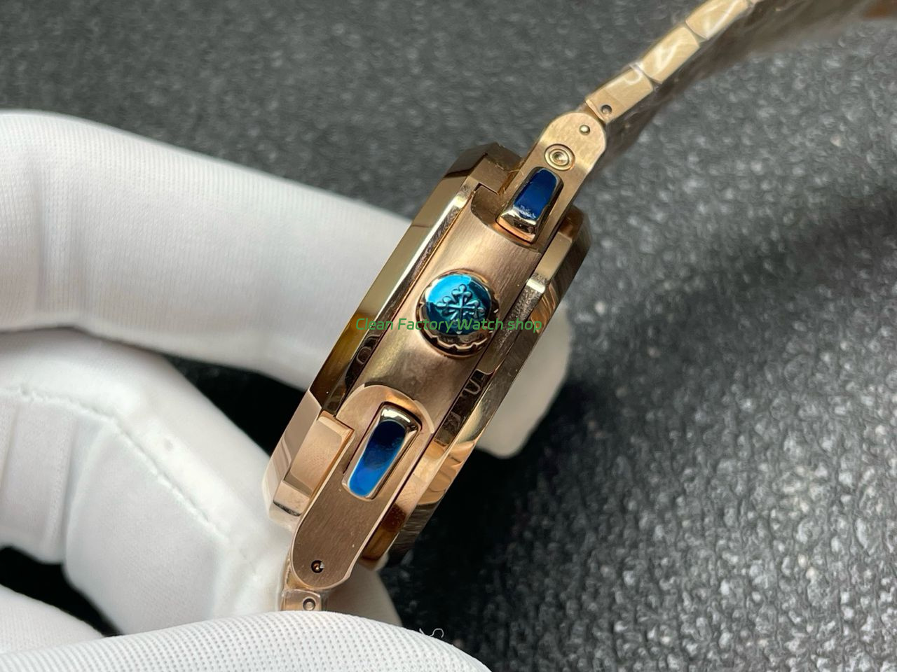 P1 Factory Patek Philippe Nautilus 59901R-001 40.5mm Full Rose Gold Blue Dial (8) P1 Factory Patek Philippe Nautilus 59901R-001 40.5mm Full Rose Gold Blue Dial (8)