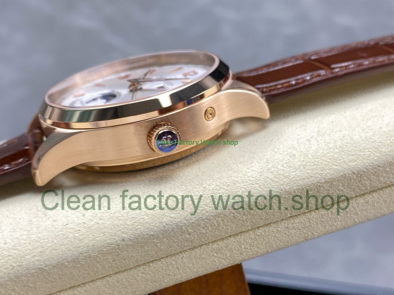 TW Factory Jaeger-LeCoultre Master Calendar Q1552520 39mm Rose Gold Silver Dial (13) TW Factory Jaeger-LeCoultre Master Calendar Q1552520 39mm Rose Gold Silver Dial (13)