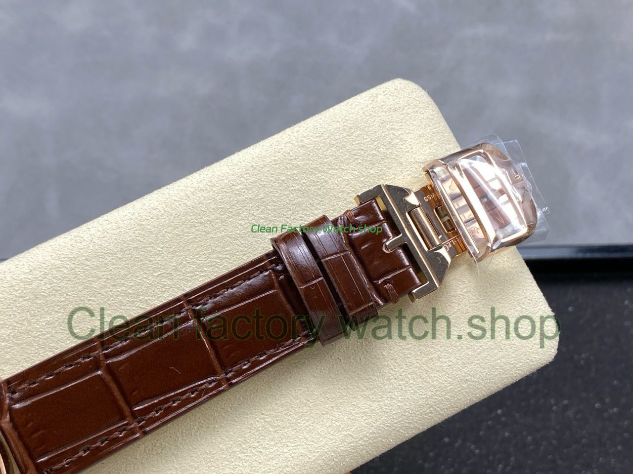 TW Factory Jaeger-LeCoultre Master Calendar Q1552520 39mm Rose Gold Silver Dial (17) TW Factory Jaeger-LeCoultre Master Calendar Q1552520 39mm Rose Gold Silver Dial (17)