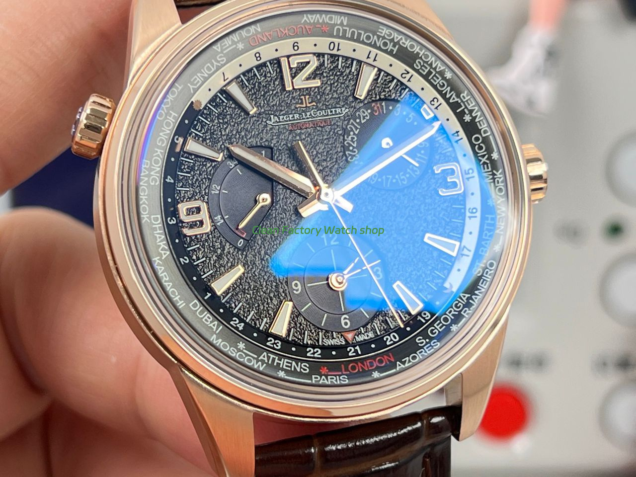 TW Factory Jaeger-LeCoultre Polaris Geographic Wt 42mm Rose Gold Blue Dial (3) TW Factory Jaeger-LeCoultre Polaris Geographic Wt 42mm Rose Gold Blue Dial (3)