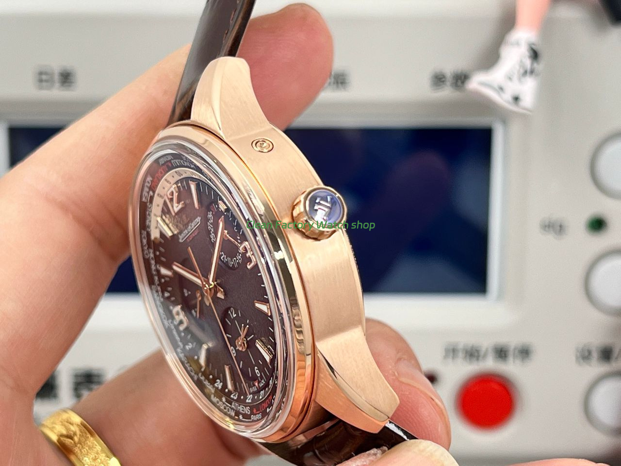 TW Factory Jaeger-LeCoultre Polaris Geographic Wt 42mm Rose Gold Blue Dial (7) TW Factory Jaeger-LeCoultre Polaris Geographic Wt 42mm Rose Gold Blue Dial (7)