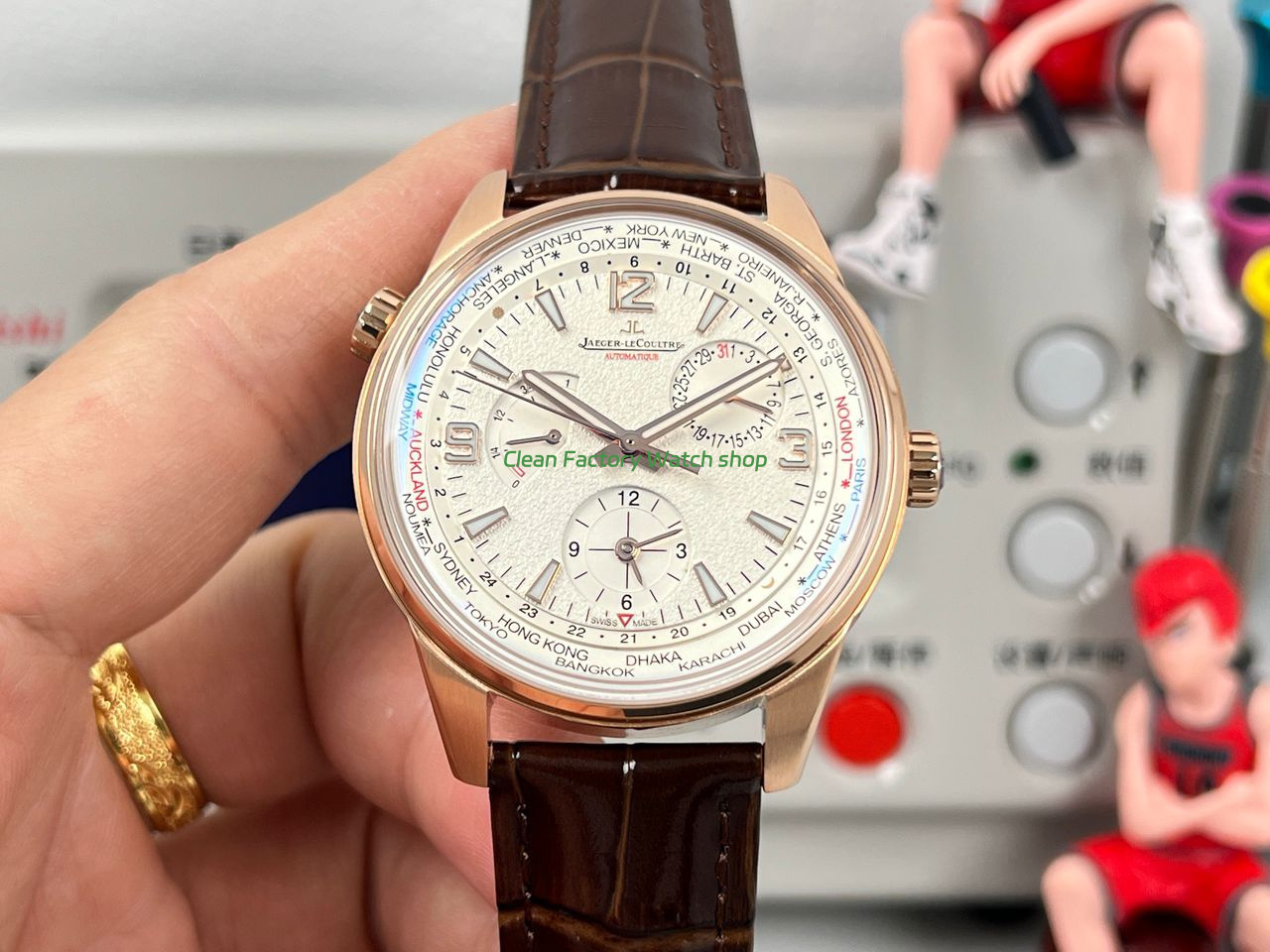 TW Factory Jaeger-LeCoultre Polaris Geographic Wt 42mm Rose Gold White Dial 1 TW Factory Jaeger LeCoultre Polaris Geographic Wt 42mm Rose Gold White Dial 7 Clean Factory Watch