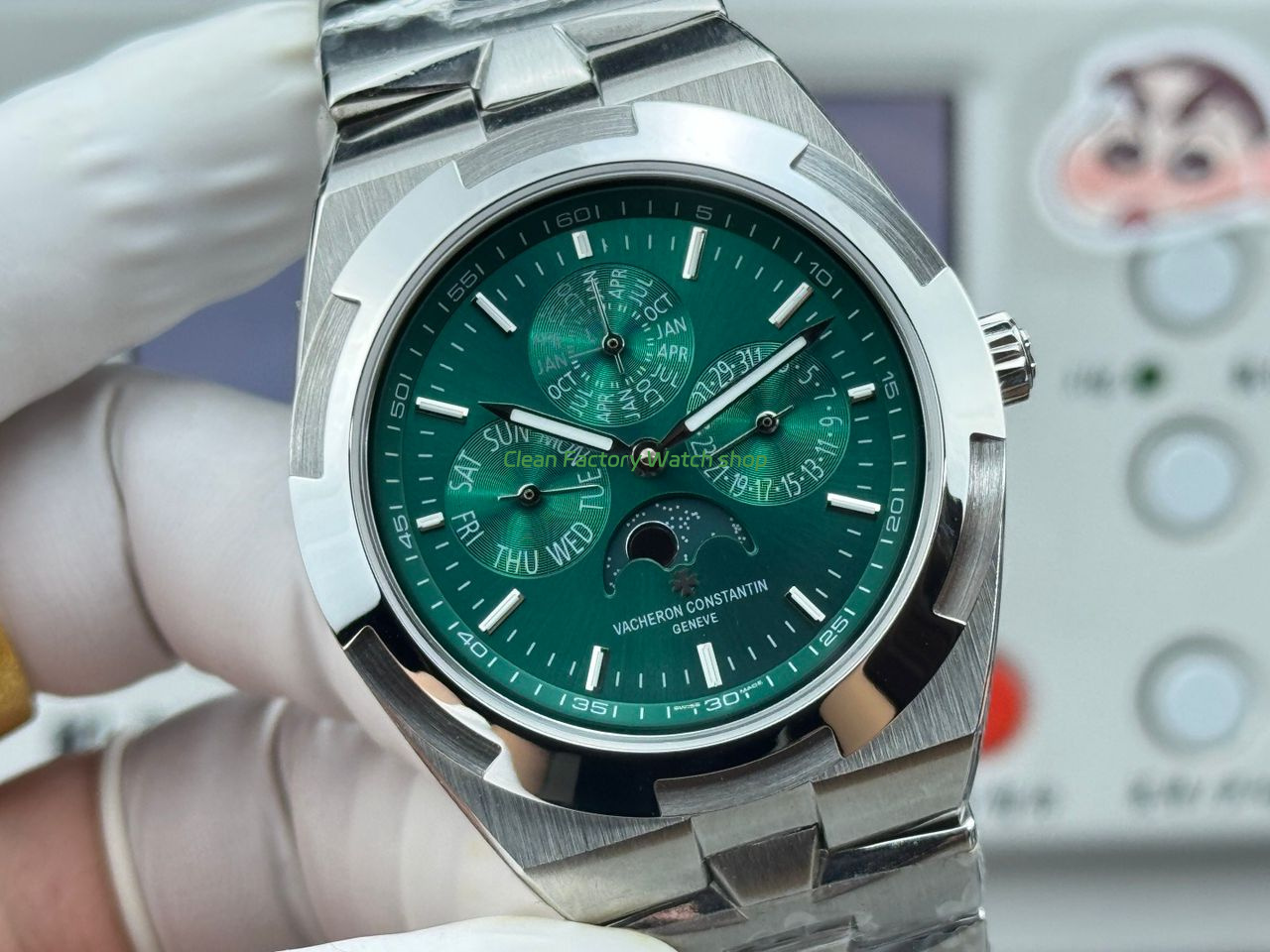 TW Factory Vacheron Constantin Overseas Perpetual Calendar 4300V 41.5mm Full Steel Green Dial (1) TW Factory Vacheron Constantin Overseas Perpetual Calendar 4300V 41.5mm Full Steel Green Dial (1)