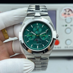 TW Factory Vacheron Constantin Overseas Perpetual Calendar 4300V 41.5mm Full Steel Green Dial 4 Clean Factory Watch