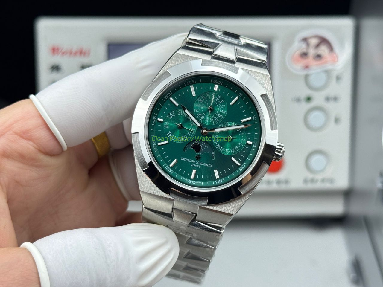 TW Factory Vacheron Constantin Overseas Perpetual Calendar 4300V 41.5mm Full Steel Green Dial (5) TW Factory Vacheron Constantin Overseas Perpetual Calendar 4300V 41.5mm Full Steel Green Dial (5)