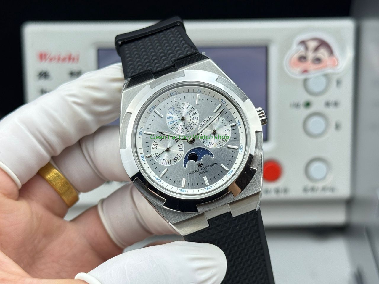 TW Factory Vacheron Constantin Overseas Perpetual Calendar 4300V 41.5mm Rubber Strap Silver Dial (6) TW Factory Vacheron Constantin Overseas Perpetual Calendar 4300V 41.5mm Rubber Strap Silver Dial (6)
