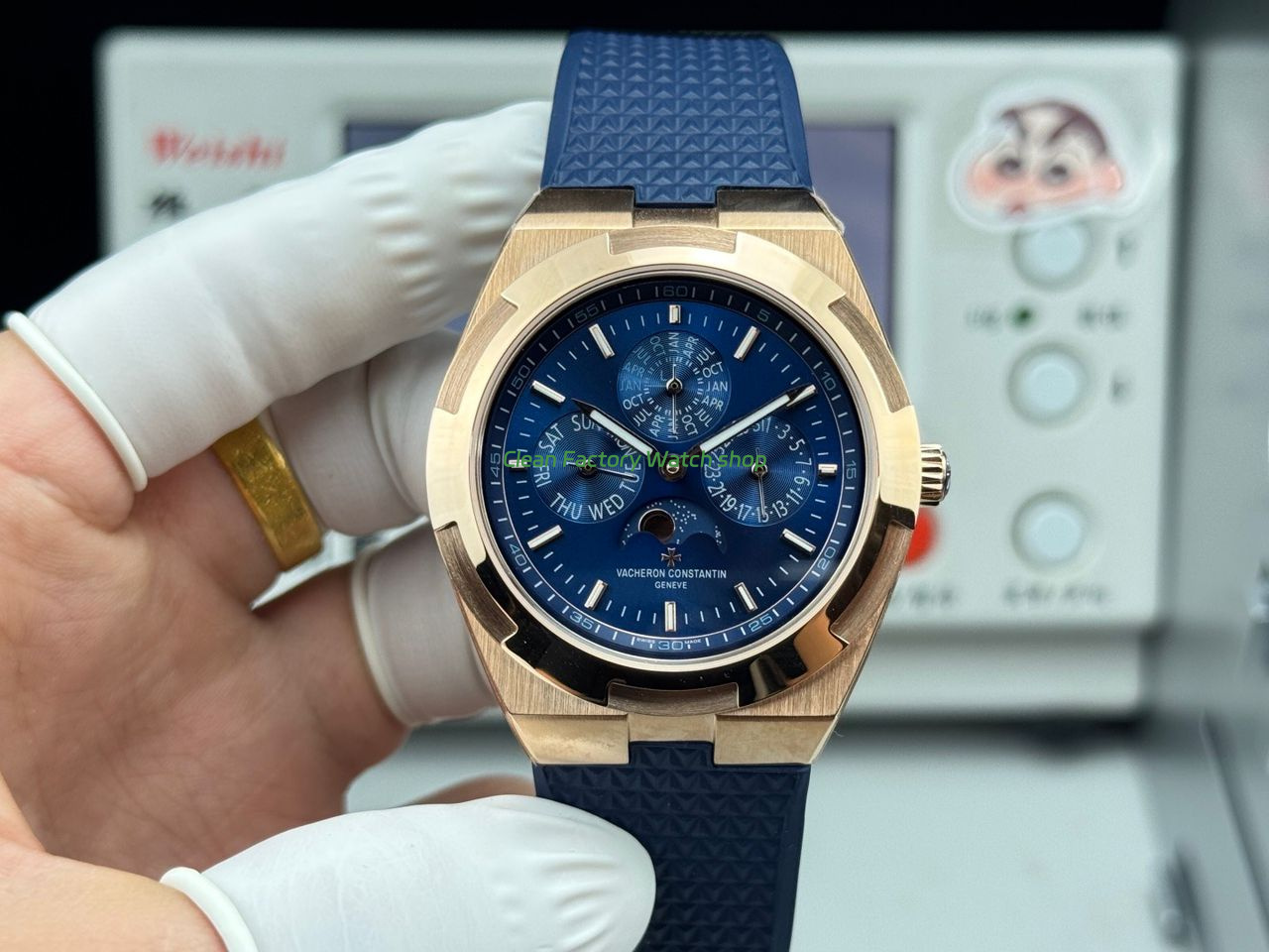 TWFACT1 8 Clean Factory Watch