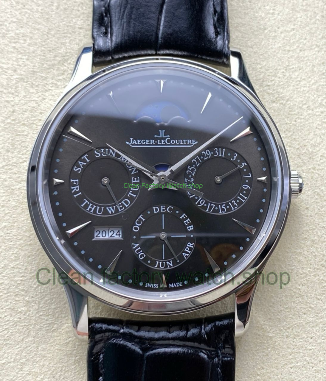 VRFACT4 1 Clean Factory Watch