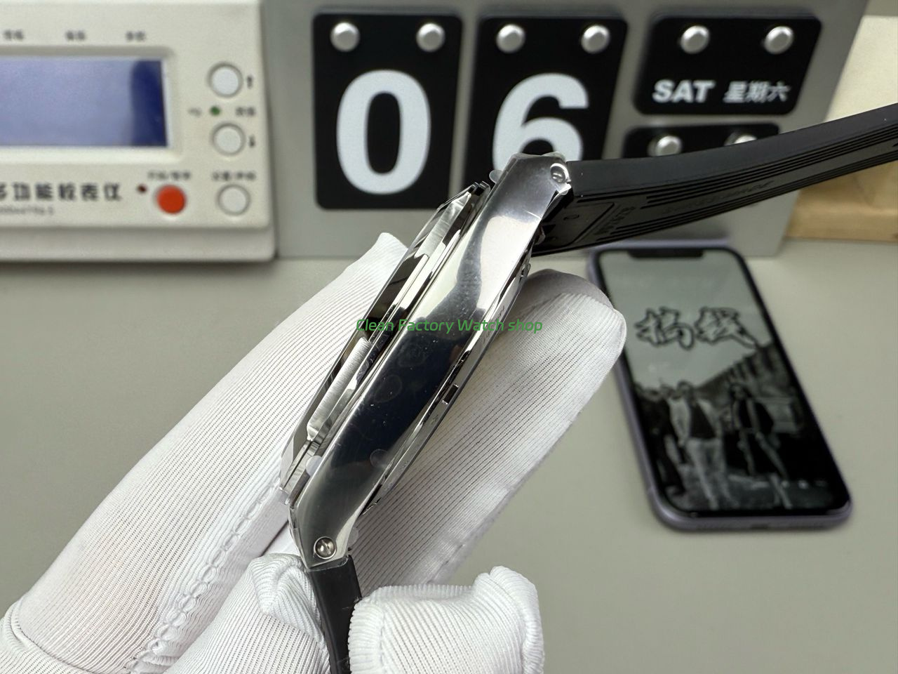 8F Factory Vacheron Constantin Overseas 4500v000R-B127 41mm Black Rubber Strap Silver Dial (9) 8F Factory Vacheron Constantin Overseas 4500v000R-B127 41mm Black Rubber Strap Silver Dial (9)