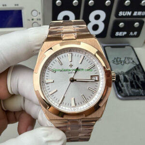 8F Factory Vacheron Constantin Overseas 4500v/000R-B127 41mm Full Rose Gold Silver Dial 18 8F Factory Vacheron Constantin Overseas 4520V210R B967 41mm Full Rose Gold Green Dial 6 Clean Factory Watch