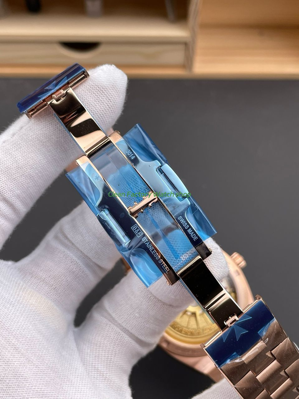 8F Factory Vacheron Constantin Overseas 4520V210R-B967 41mm Full Rose Gold Green Dial (9) 8F Factory Vacheron Constantin Overseas 4520V210R-B967 41mm Full Rose Gold Green Dial (9)