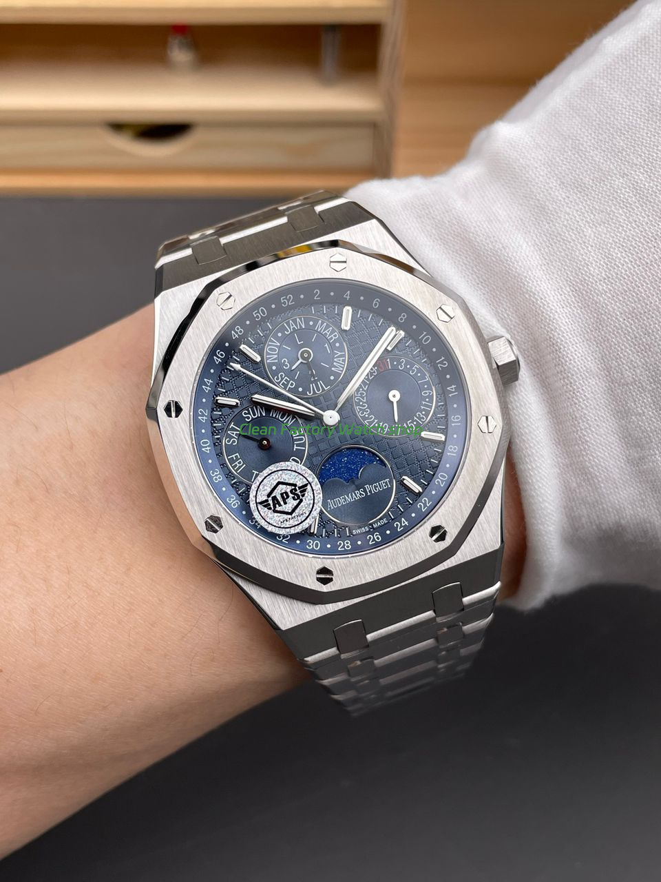APS Factory Audemars Piguet Royal Oak Perpetual Calendar 26574ST.OO.1220ST.02 41mm Full Steel Blue Dial (5) APS Factory Audemars Piguet Royal Oak Perpetual Calendar 26574ST.OO.1220ST.02 41mm Full Steel Blue Dial (5)