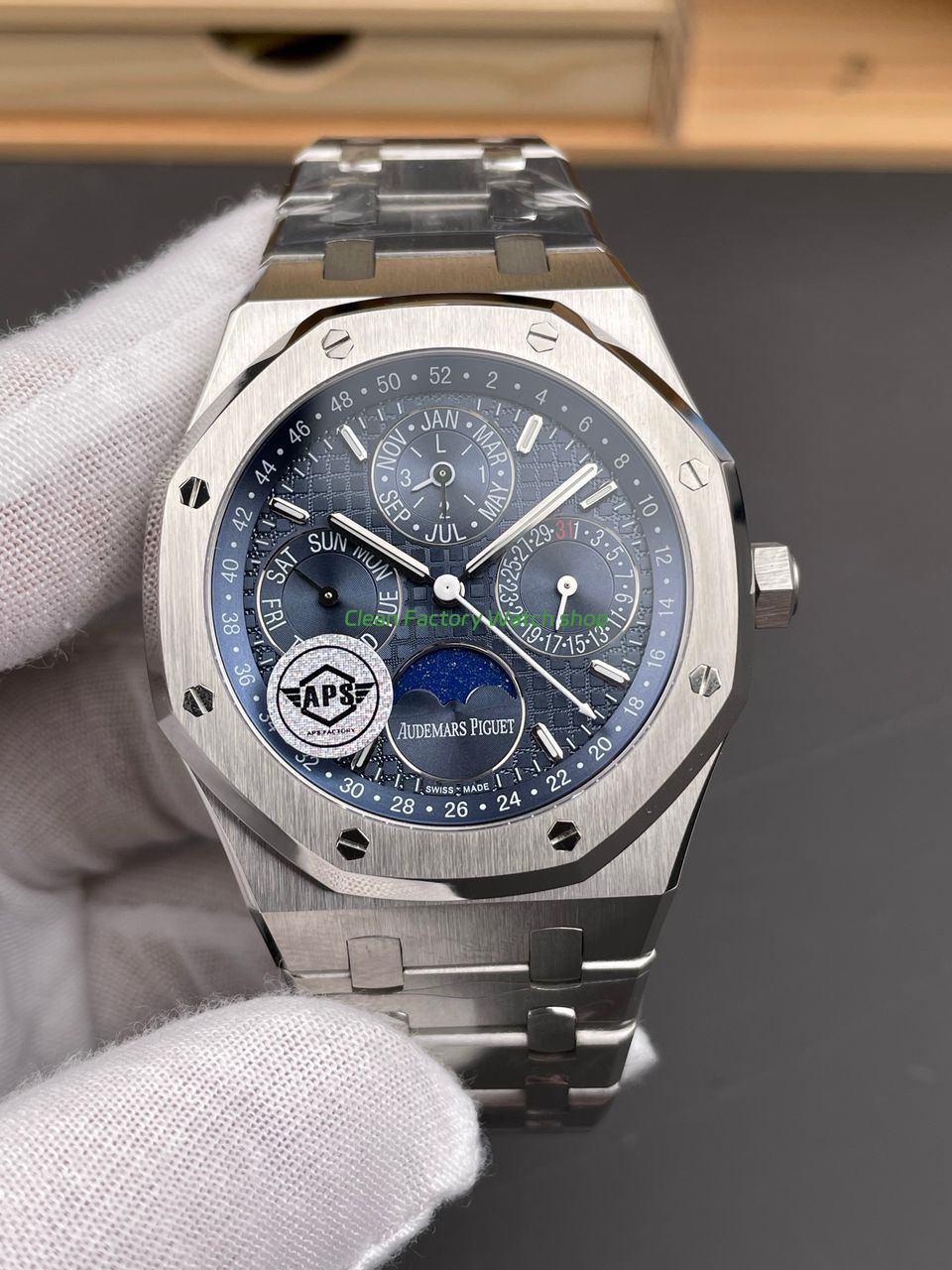 APS Factory Audemars Piguet Royal Oak Perpetual Calendar 26574ST.OO.1220ST.02 41mm Full Steel Blue Dial 1 APS Factory Audemars Piguet Royal Oak Perpetual Calendar 26574ST.OO .1220ST.02 41mm Full Steel Blue Dial 7 Clean Factory Watch
