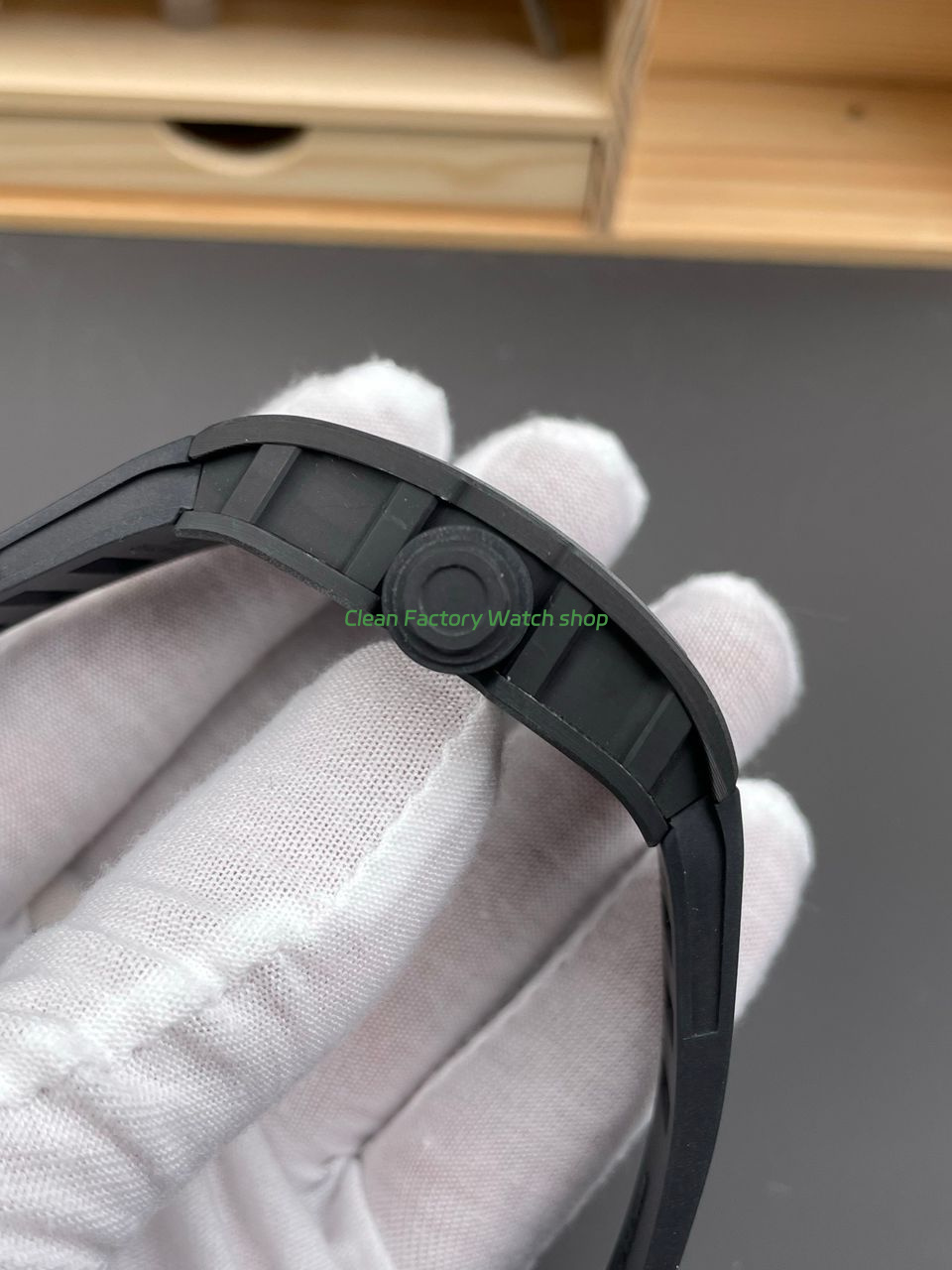 APS Factory Richard Mille RM 055 42.7mm Carbon Fiber Rubber Strap Skeletonized White Dial (5) APS Factory Richard Mille RM 055 42.7mm Carbon Fiber Rubber Strap Skeletonized White Dial (5)