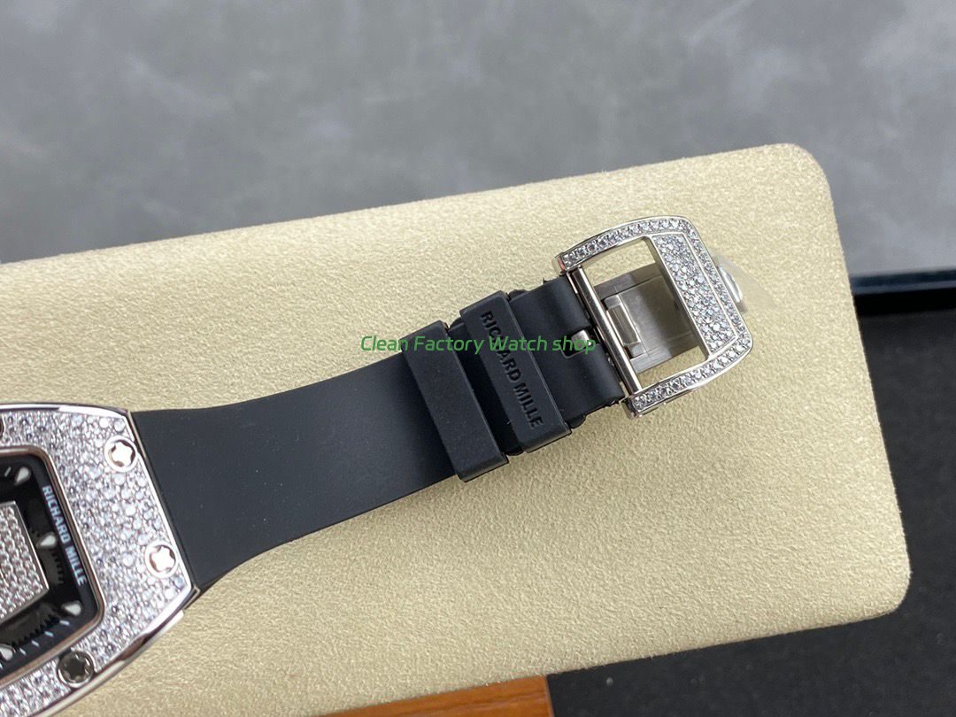 BBA Factory Richard Mille RM 07 31.4mm Diamond Bezel Black Rubber Strap Skeletonized Black Dial (1) BBA Factory Richard Mille RM 07 31.4mm Diamond Bezel Black Rubber Strap Skeletonized Black Dial (1)