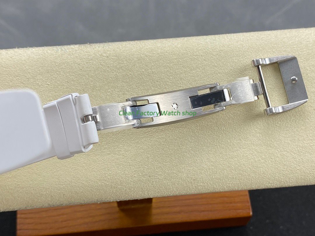 BBA Factory Richard Mille RM 07 31.4mm Diamond Bezel White Rubber Strap Skeletonized White Dial (2) BBA Factory Richard Mille RM 07 31.4mm Diamond Bezel White Rubber Strap Skeletonized White Dial (2)