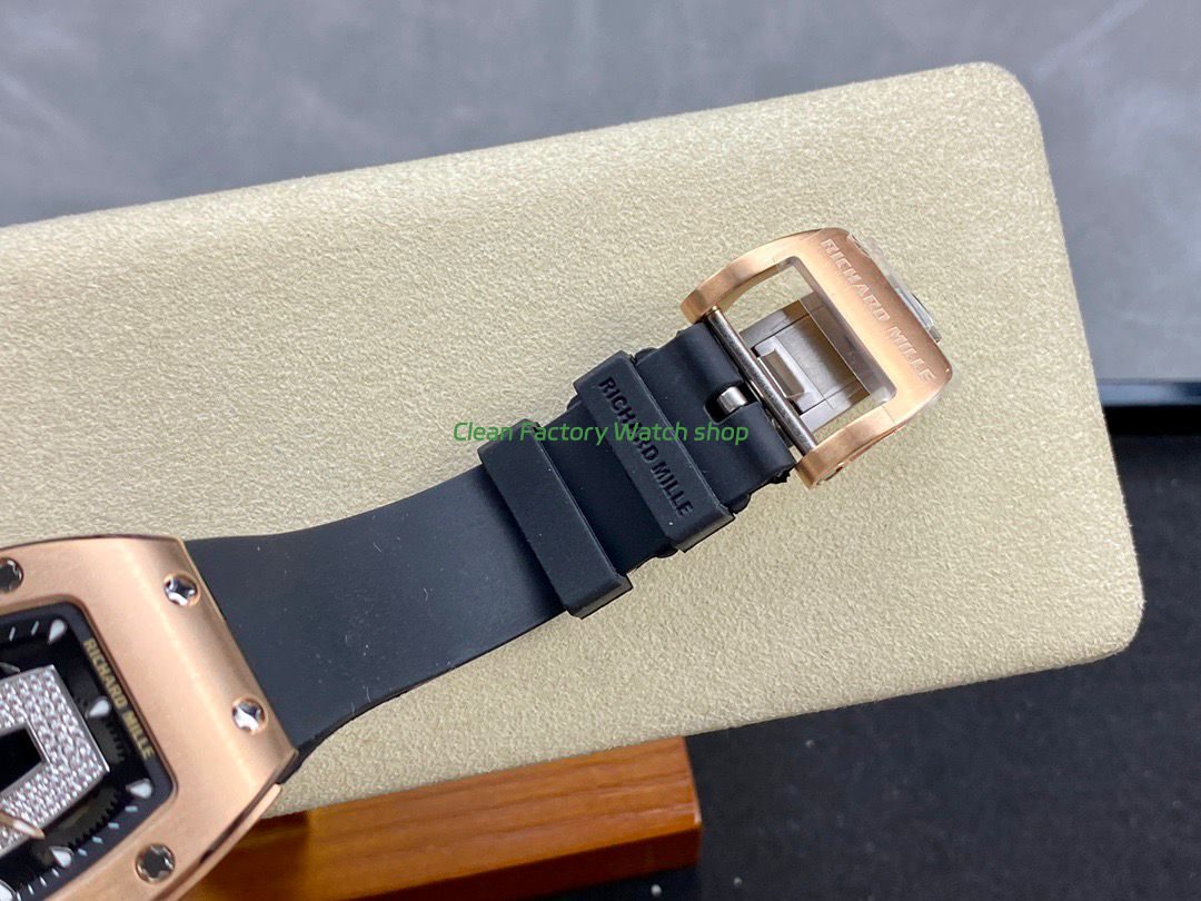 BBA Factory Richard Mille RM 07 31.4mm Rose Gold Black Rubber Strap Skeletonized Black Dial (1) BBA Factory Richard Mille RM 07 31.4mm Rose Gold Black Rubber Strap Skeletonized Black Dial (1)