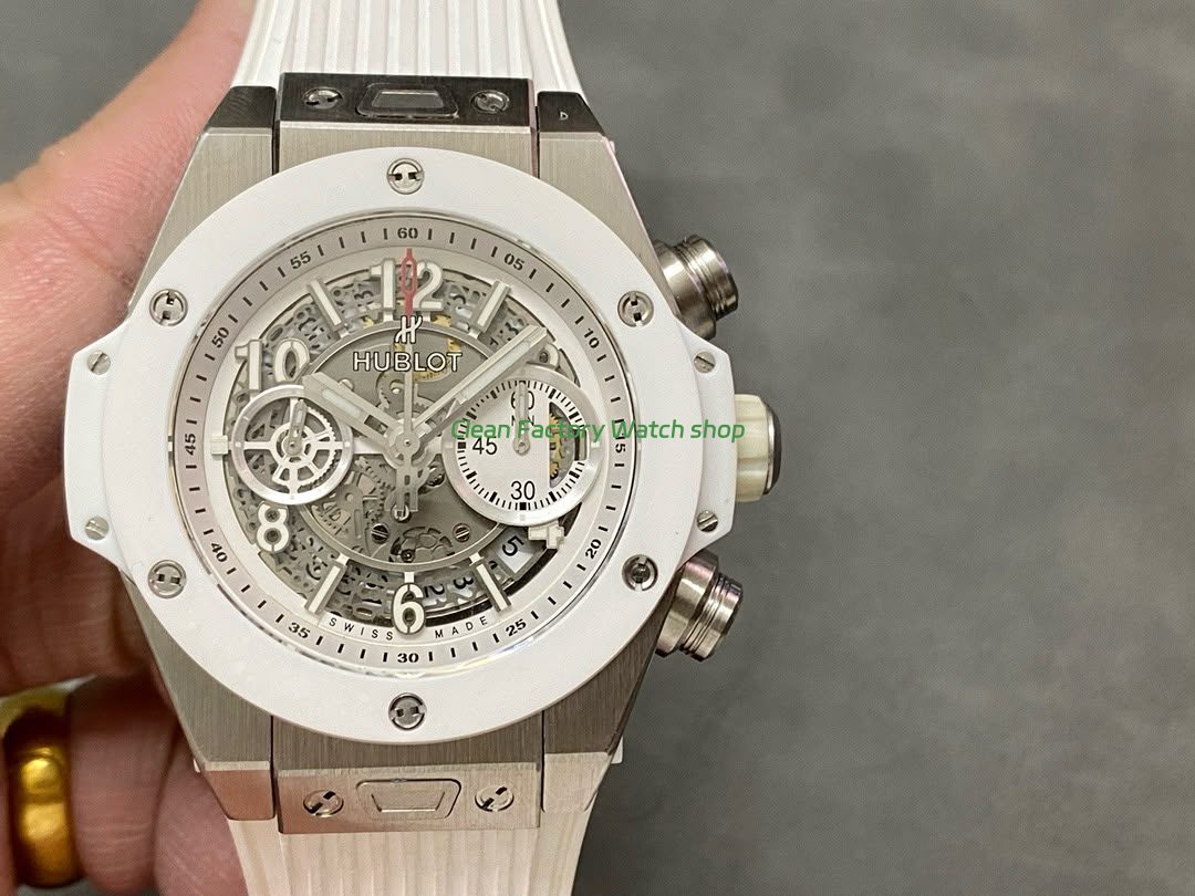 HB Factory Hublot Big Bang Unico 45mm White White Rubber Strap Ceramic Bezel White Skeletonized Dial 1 HB Factory Hublot Big Bang Unico 45mm White White Rubber Strap Ceramic Bezel White Skeletonized Dial 3 Clean Factory Watch