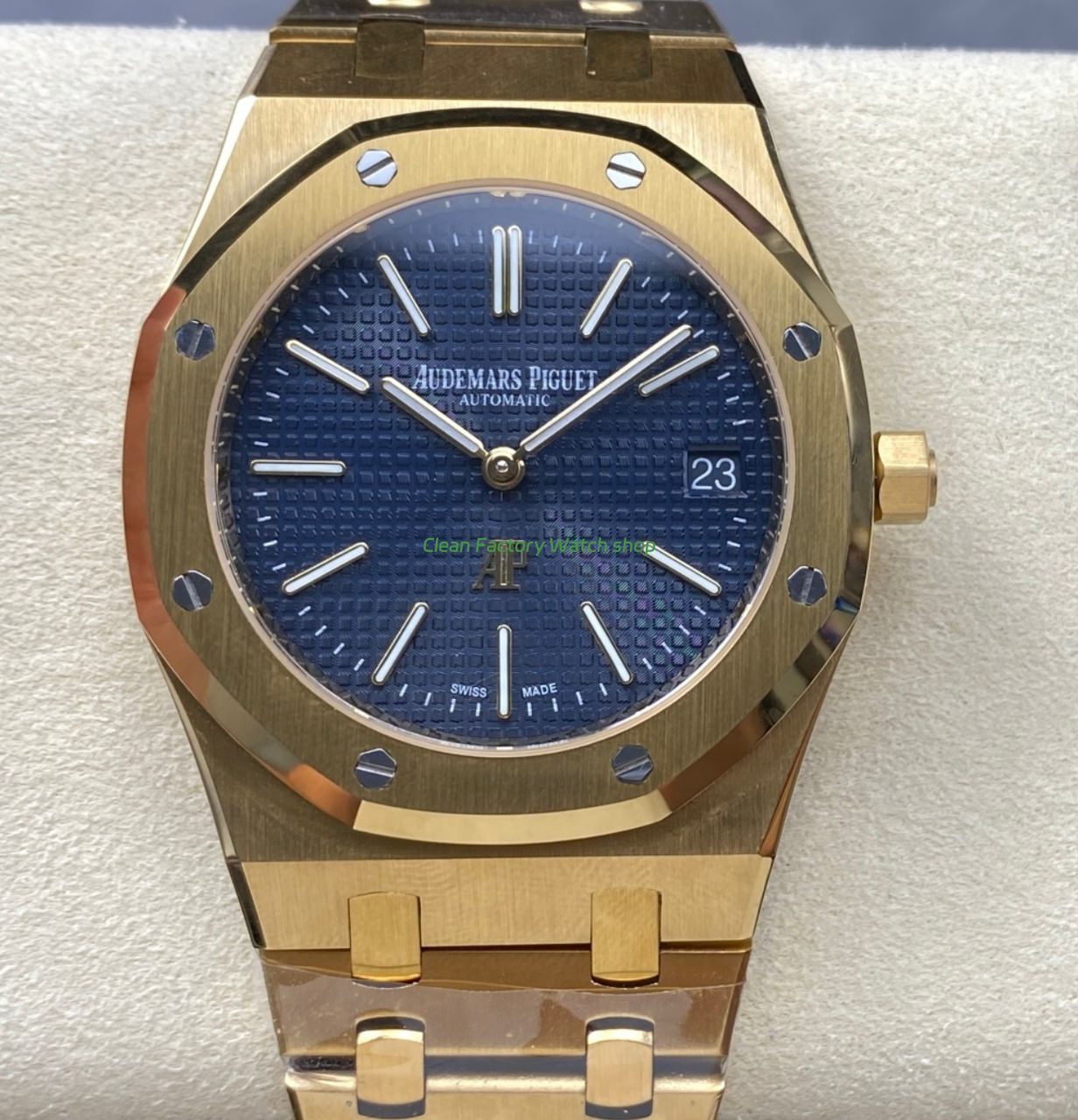 IPF Factory Audemars Piguet Royal Oak Jumbo 15202BA.OO .1240BA.01 39mm Full Yellow Gold Blue Dial 7 Clean Factory Watch