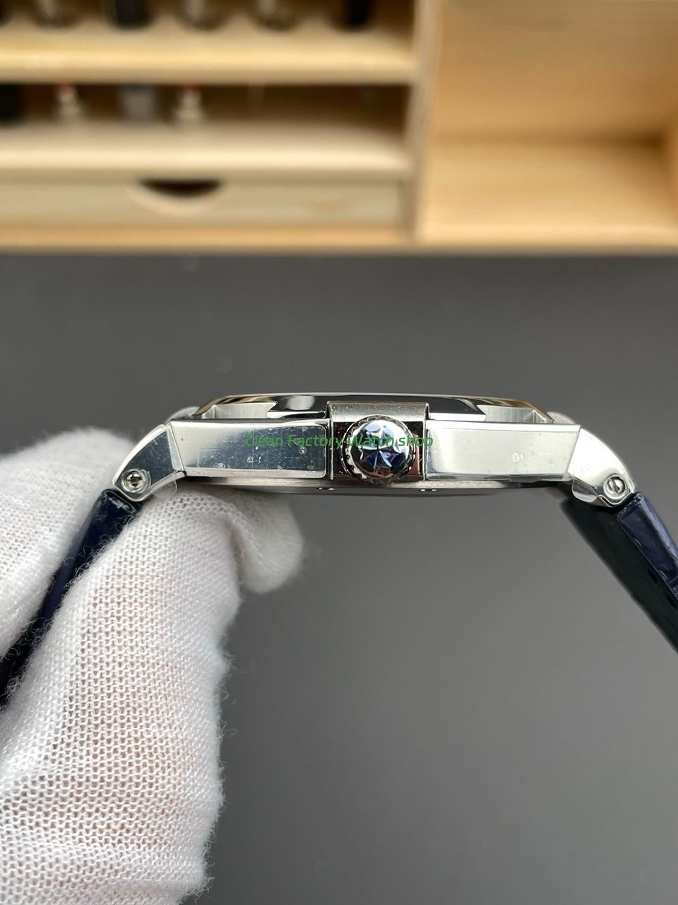 MKS Factory Vacheron Constantin Overseas 47040000A-9008 Leather Strap Arabic Numerals Blue Dial (5) MKS Factory Vacheron Constantin Overseas 47040000A-9008 Leather Strap Arabic Numerals Blue Dial (5)