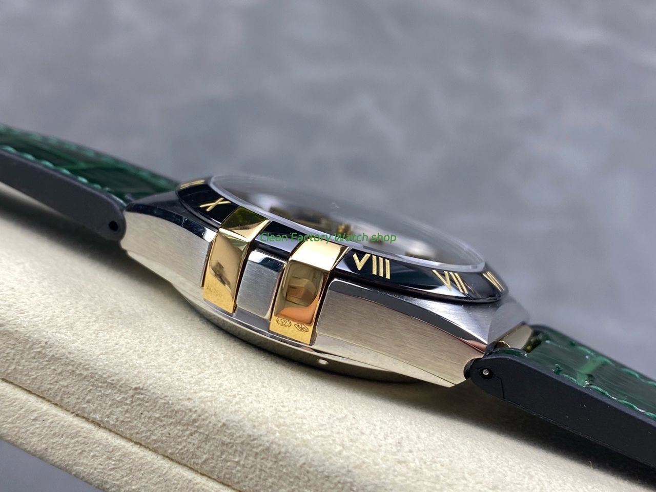 N1 Factory Omega Constellation 131.23.41.21.10.001 41mm Half Yellow Glod Black Leather Strap Green Dial (2) N1 Factory Omega Constellation 131.23.41.21.10.001 41mm Half Yellow Glod Black Leather Strap Green Dial (2)
