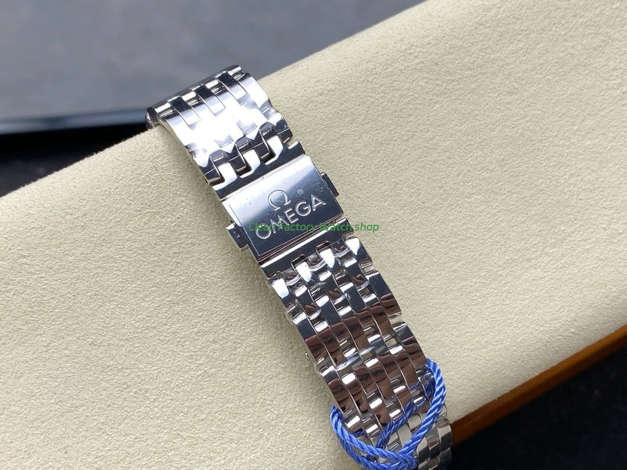 N1 Factory Omega De Ville Prestige 434.10.41.20.02.001 41mm Full Steel Roman Numerals Silver Dial (2) N1 Factory Omega De Ville Prestige 434.10.41.20.02.001 41mm Full Steel Roman Numerals Silver Dial (2)