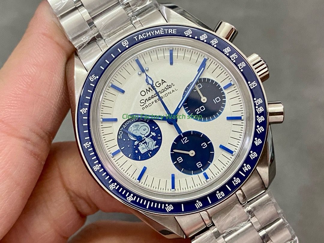 OS Factory Omega Speedmaster Silver Snoopy Award 310.32.42.50.02.001 42mm Full Steel White Dial (6) OS Factory Omega Speedmaster Silver Snoopy Award 310.32.42.50.02.001 42mm Full Steel White Dial (6)