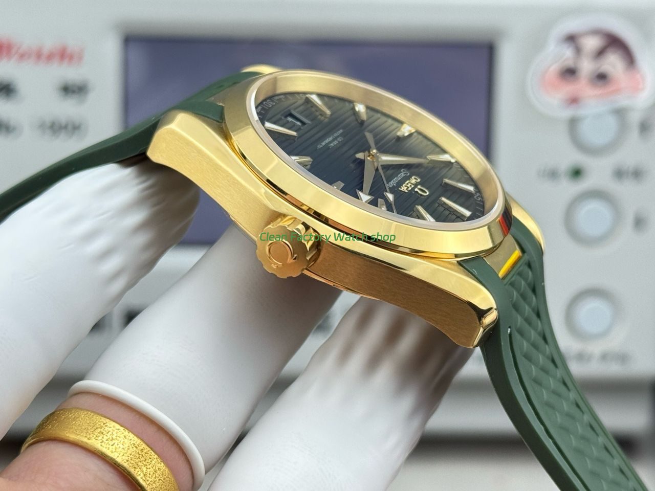 OVS Factory Omega Seamaster Aqua Terra 220.52.41.21.10.001 41mm Rose Gold Green Rubber Strap Green Dial (1) OVS Factory Omega Seamaster Aqua Terra 220.52.41.21.10.001 41mm Rose Gold Green Rubber Strap Green Dial (1)